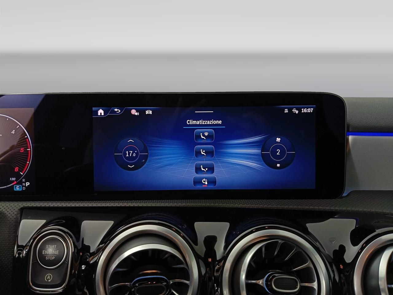 Mercedes-Benz Classe A - W177 2023 - A 180 d AMG Line Advanced Plus auto