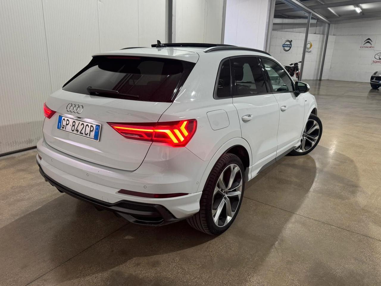 Audi Q3 35 TDI S tronic line edition