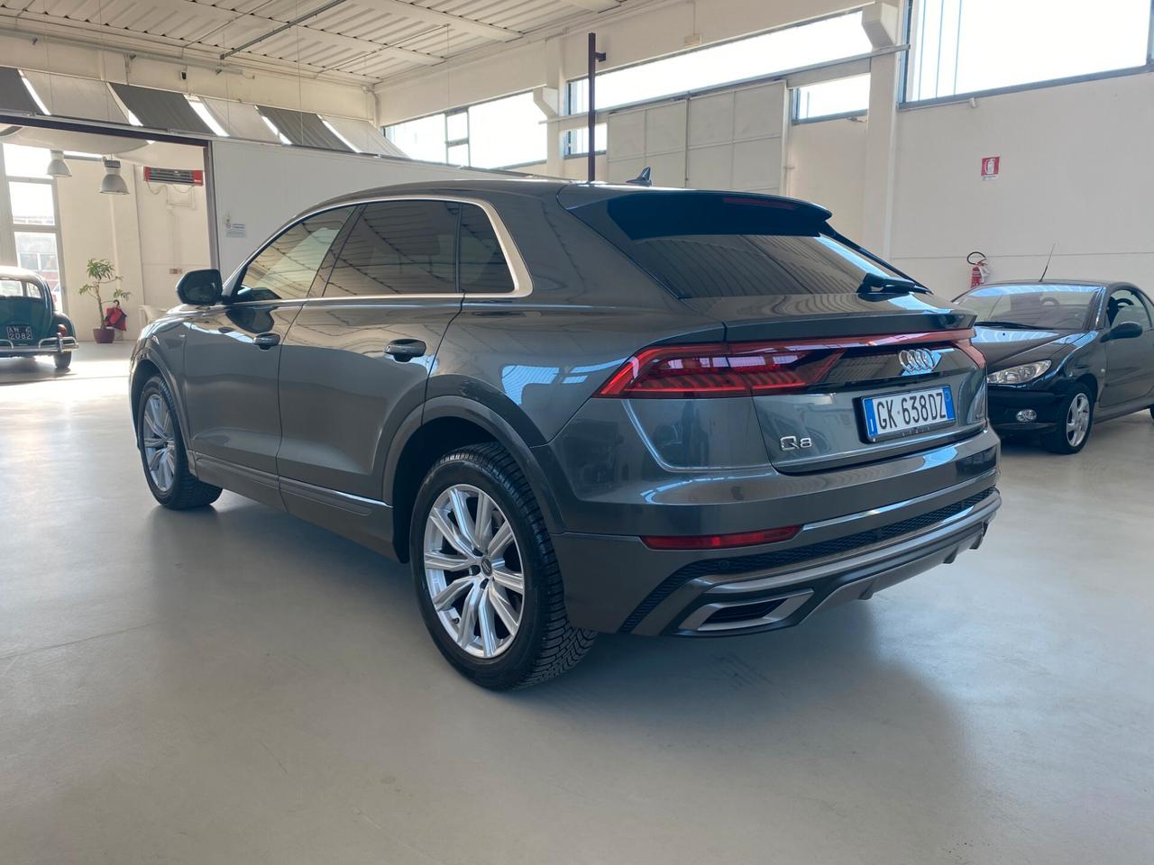Audi Q8 50 TDI 286 CV quattro tiptronic Sport