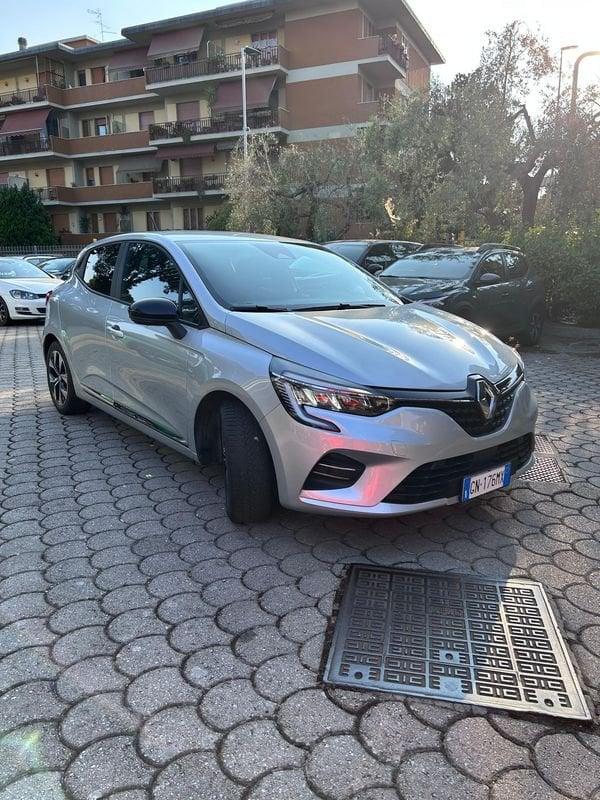 Renault Clio Clio 1.6 E-Tech full hybrid Evolution 145cv auto