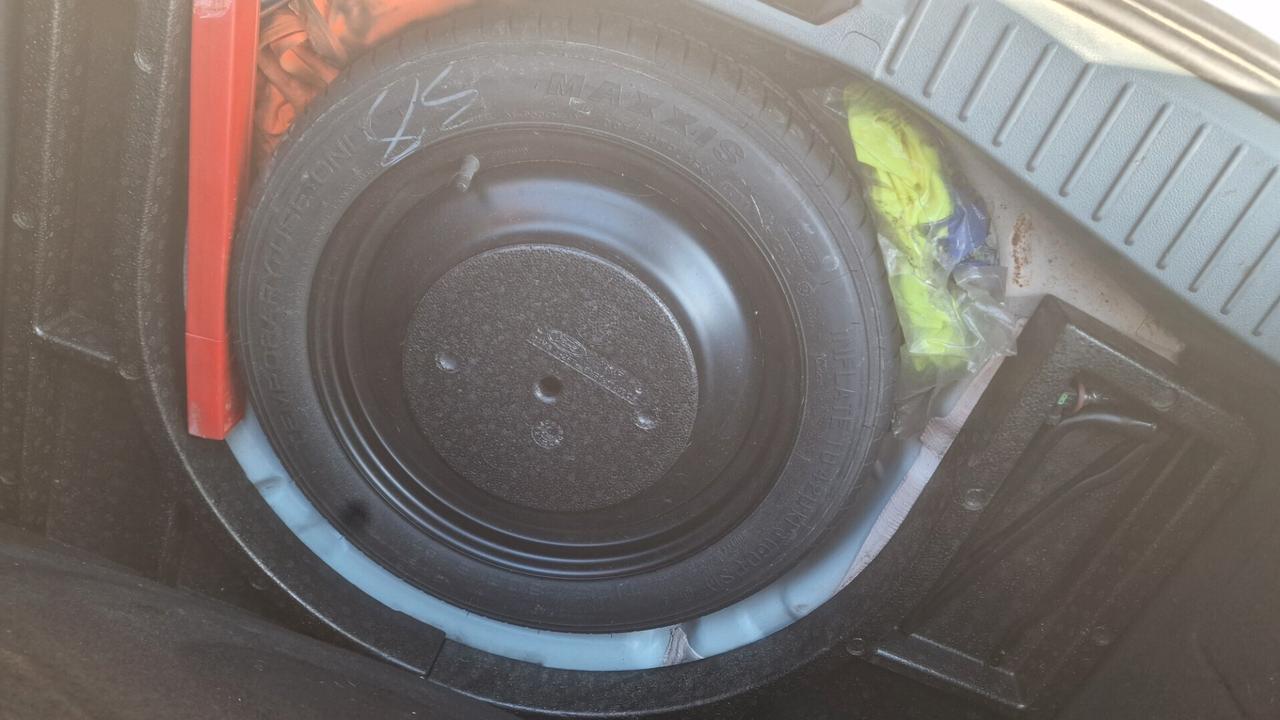 Ford C-Max 2.0 TDCi 163CV Titanium "GANCIO TRAINO"