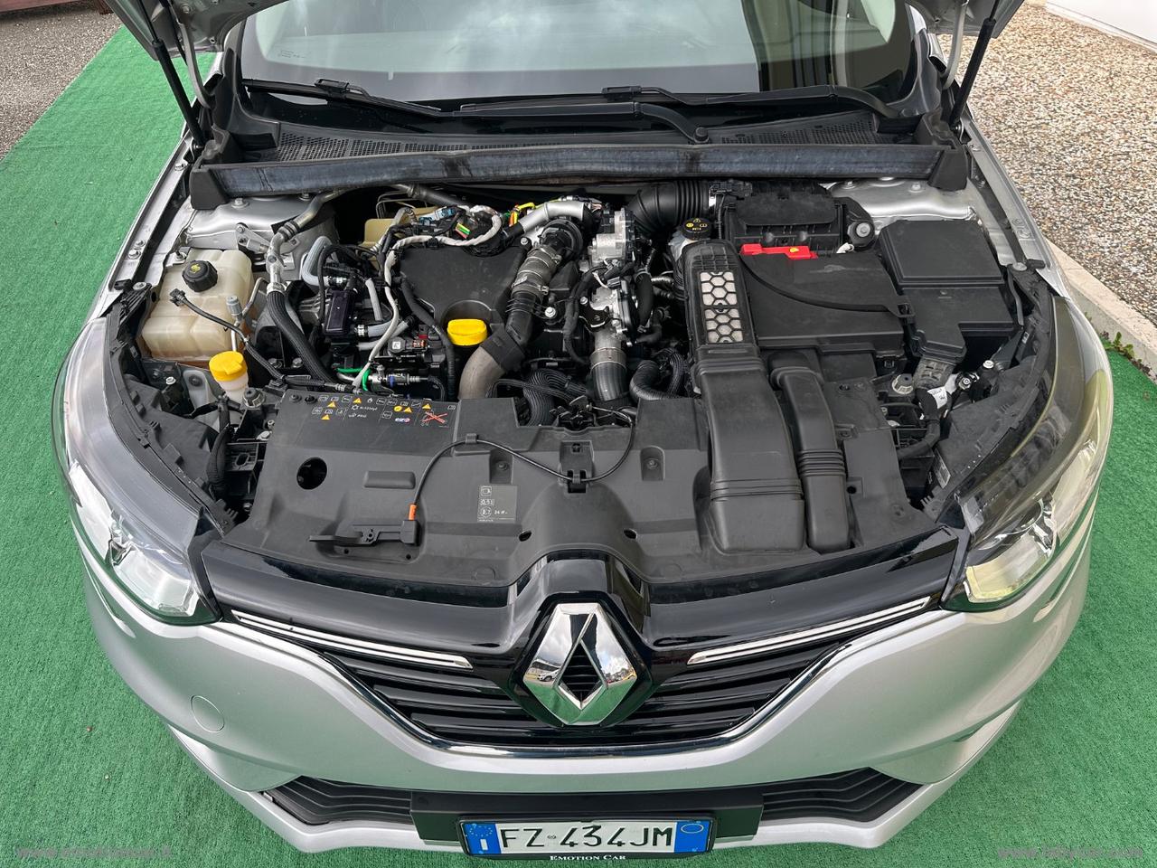 RENAULT Mégane Sporter Blue dCi 115CV EDC Bus. - 2019