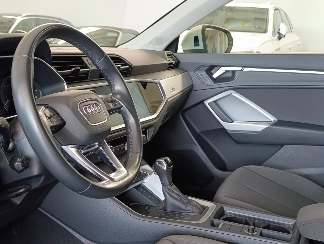 Audi Q3 Sportback 45 1.4 tfsi e Business Plus s-tronic