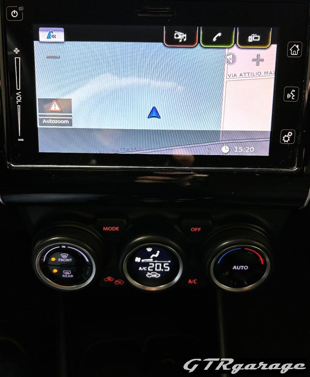 SUZUKI - Swift - 1.2 Hybrid CVT Top