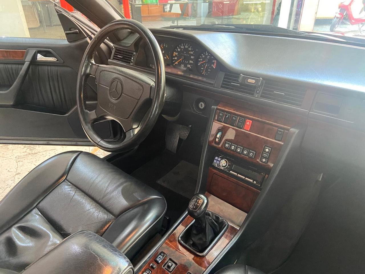 Mercedes-benz CE 200 Coupé (C124) UNICO PROPRIETARIO!!!