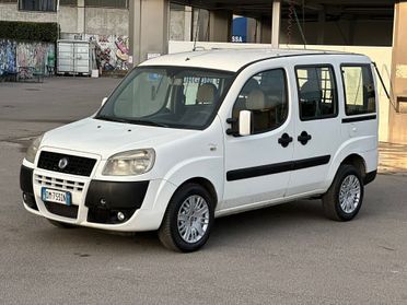 Fiat doblo 5 posti anno 2008 autocarro