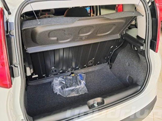 FIAT New Panda 1.0 FireFly S&S Hybrid KM0