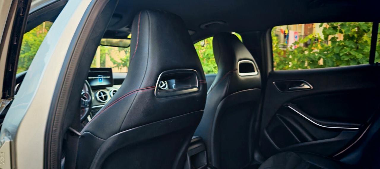 Mercedes-benz GLA 180 d Premium