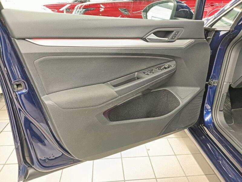 Volkswagen Golf Golf 1.0 eTSI EVO DSG Life
