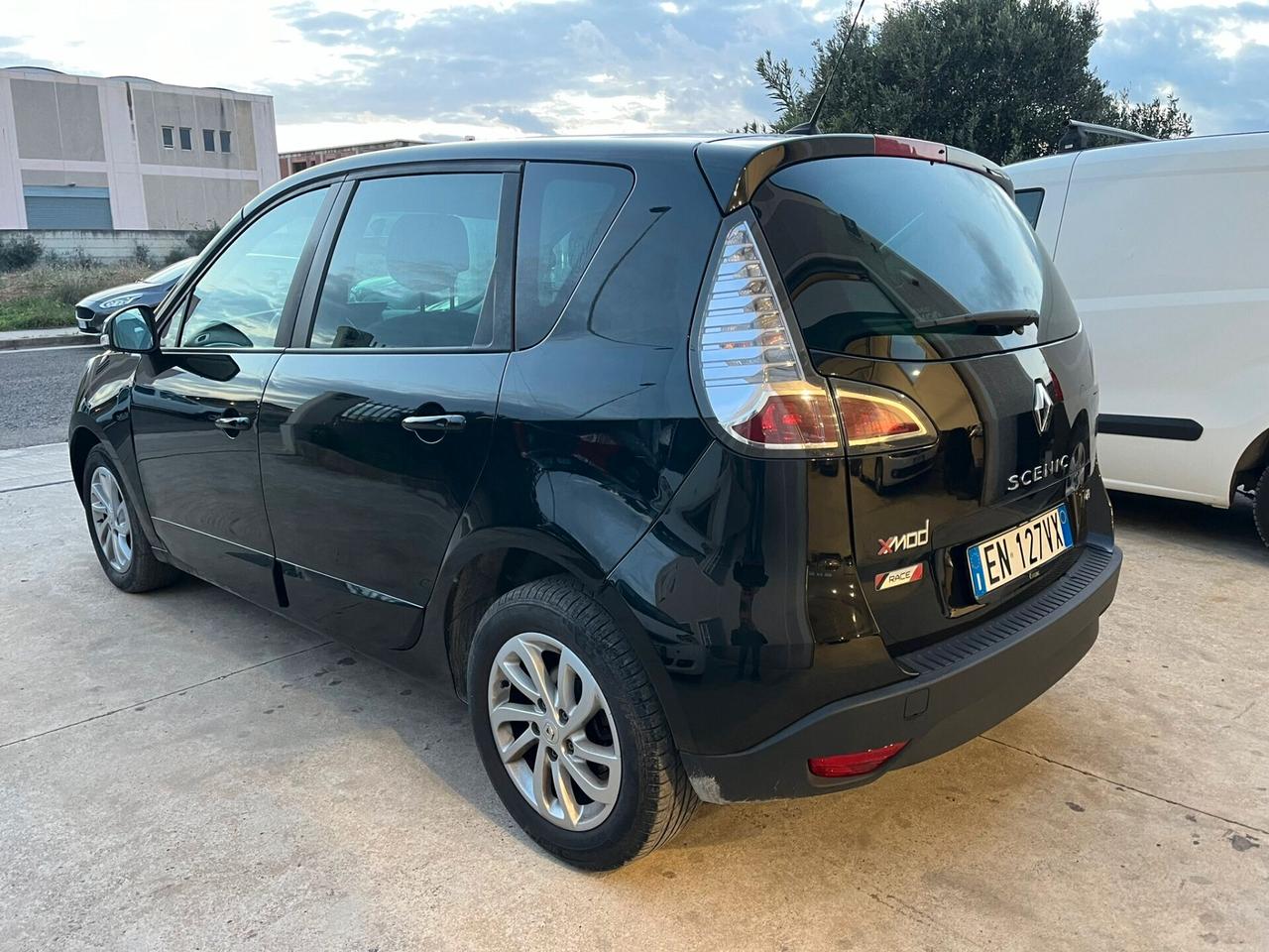 Renault Scenic Scénic XMod 1.5 dCi 110CV Wave