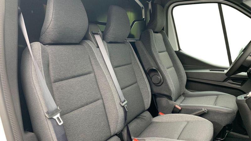 Renault Master Nuovo E-Tech electric FG TA L2H2 T35 long range AC22/DC130