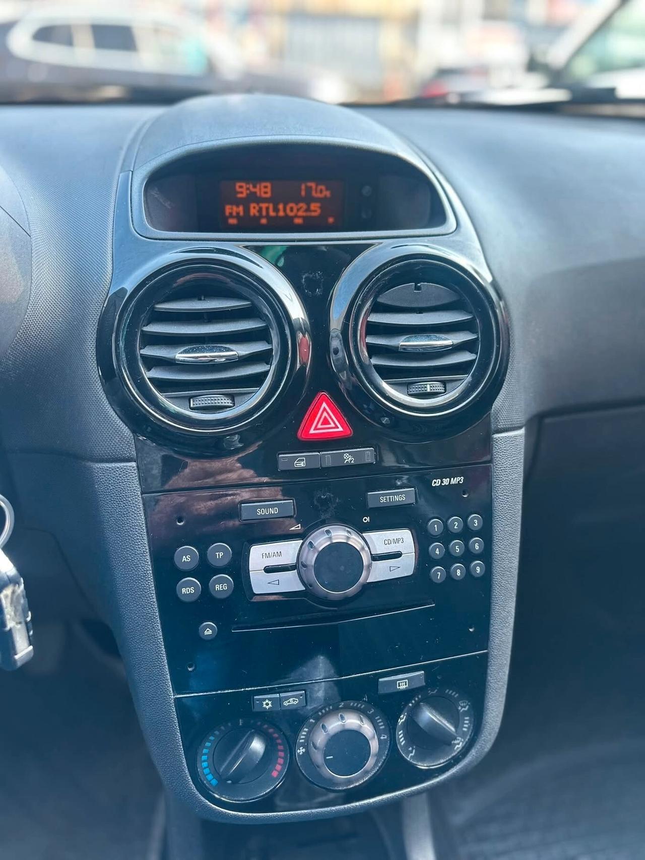 Opel Corsa 1.2 80CV 5 porte GPL-TECH Edition NEOPATENTATI