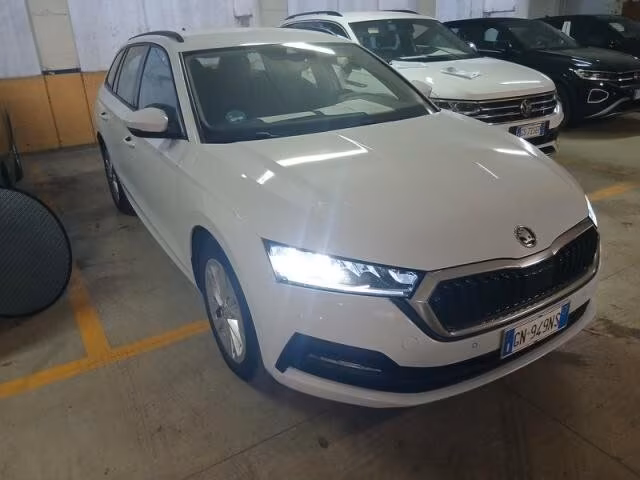 Skoda Octavia 2.0 TDI EVO SCR 150 CV DSG Wagon Executive