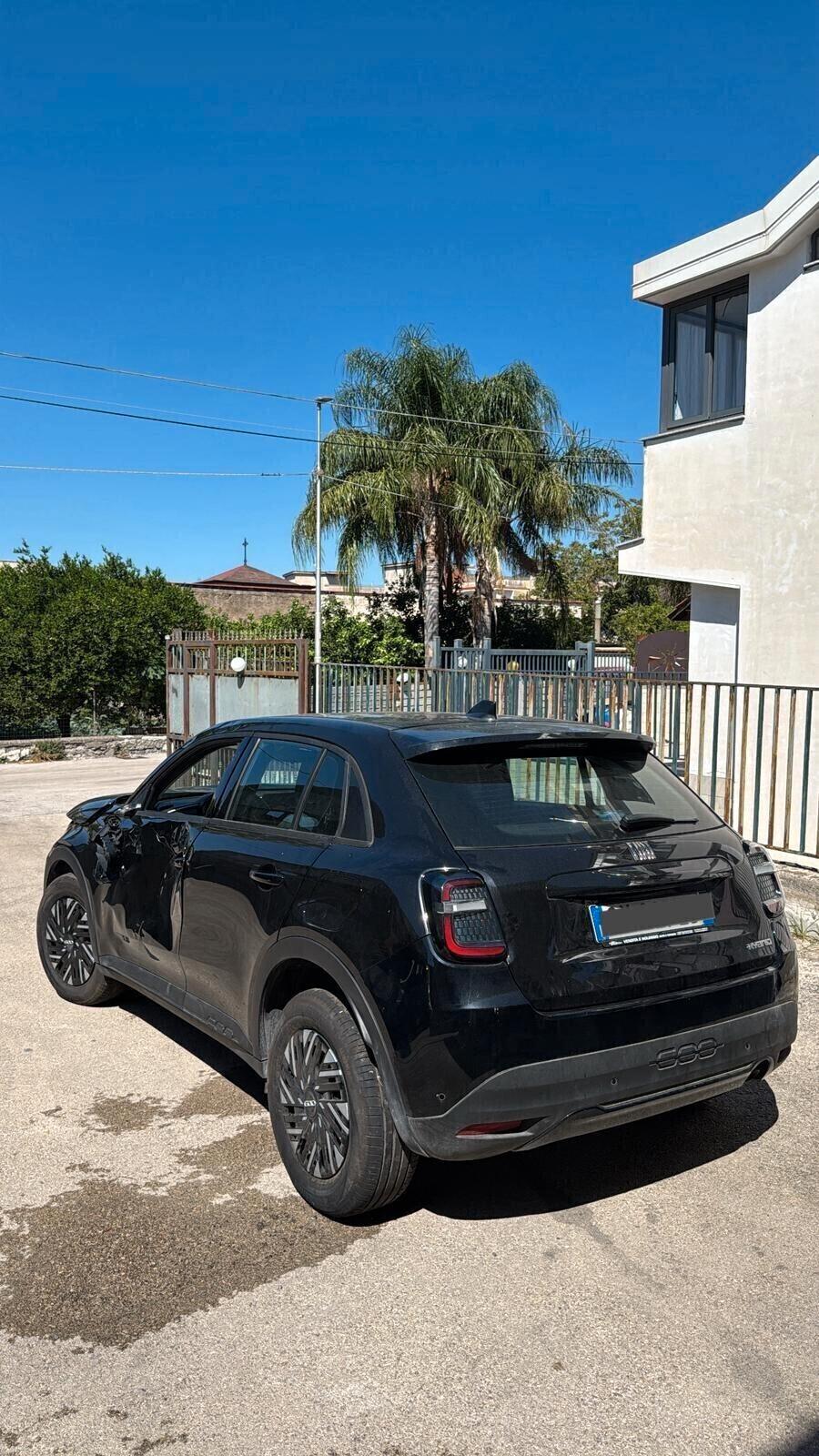 Fiat 600 Turbo 1.2 Hybrid 100 CV DCT MHEV “La Prima”