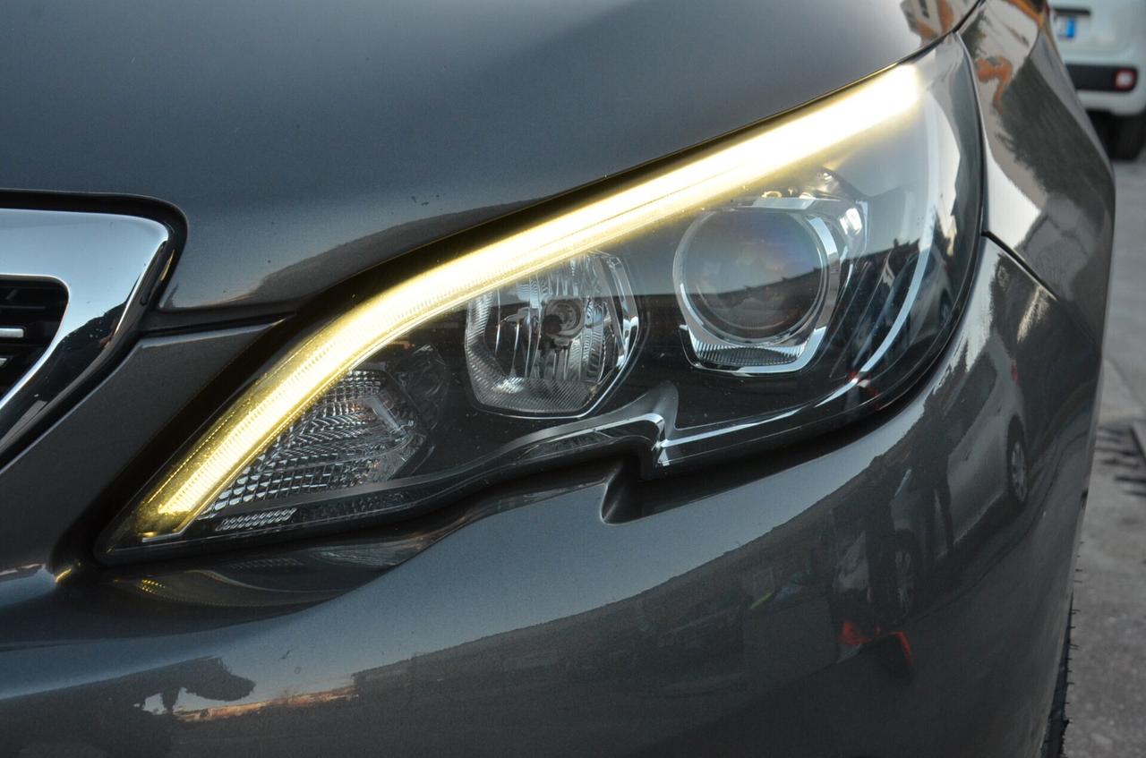 Peugeot 308 BlueHDi 130 S&S Allure