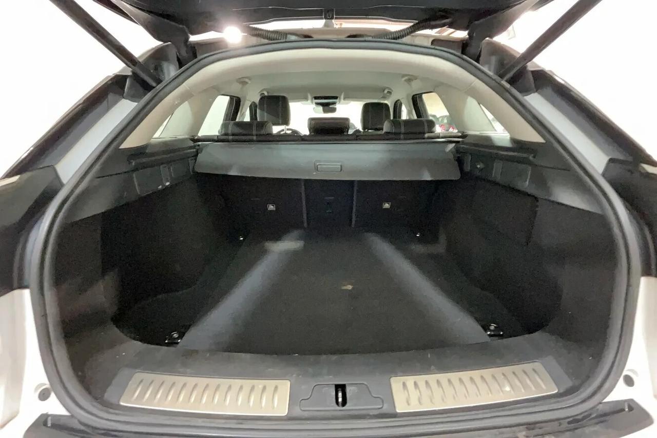 Land Rover Range Rover Velar Range Rover Velar 3.0d V6 R-Dynamic SE