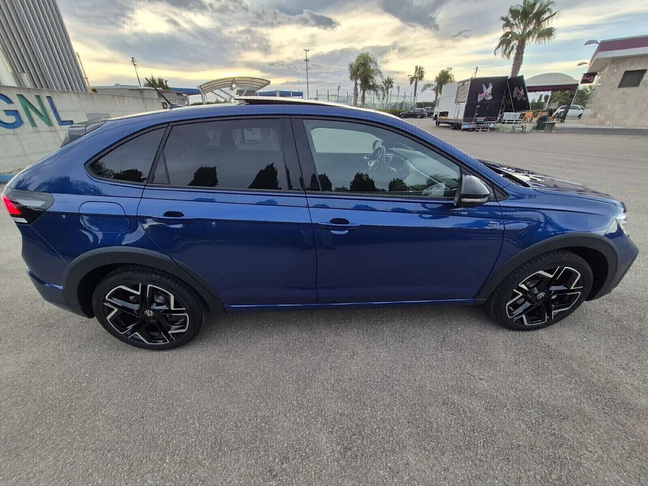 VOLKSWAGEN TAIGO 1000 BENZINA R-LINE 115 Cv CAMBIO AUTOMATICO-2025