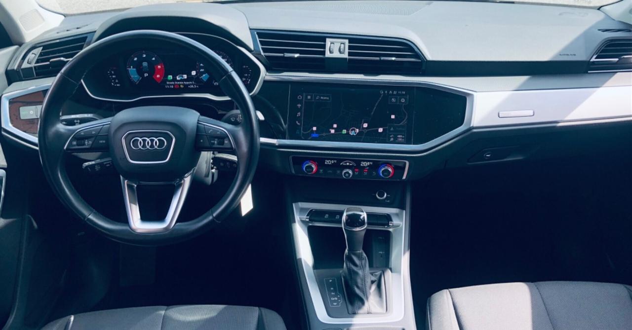 Audi Q3 35 TDI S tronic Business