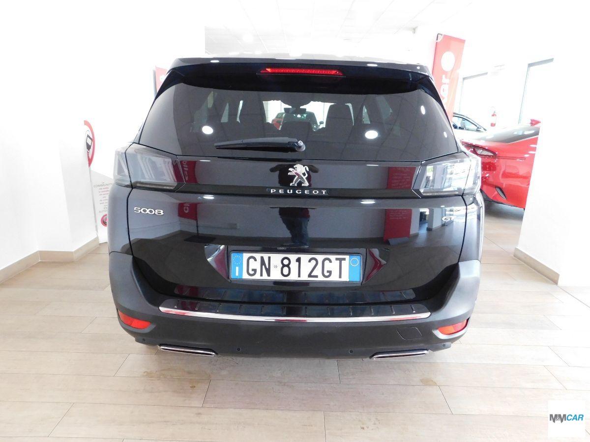 PEUGEOT - 5008 - BlueHDi 130 S&S EAT8 GT