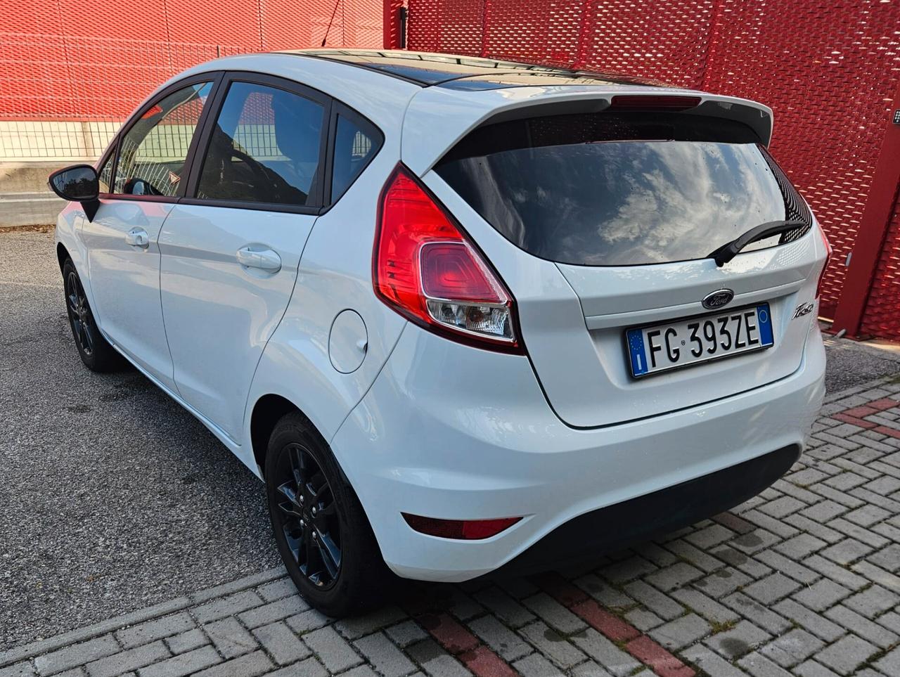 Ford Fiesta 1.0 80CV 5 porte Black & White Edition