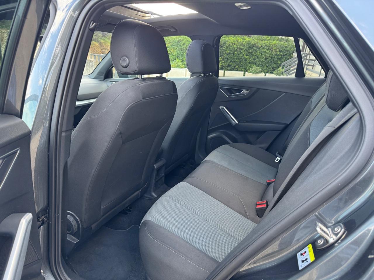 Audi Q2 1.6 TDI Sport - TETTO - CERCHI 19- 2017