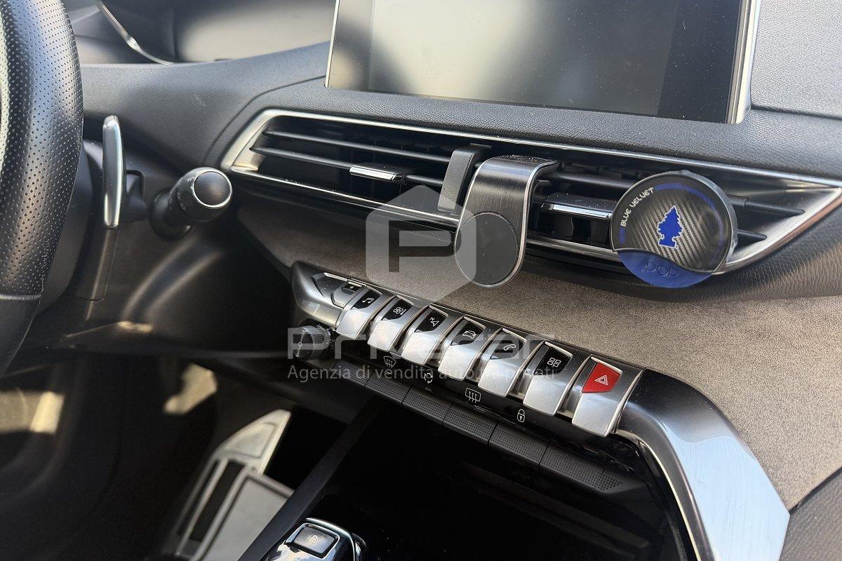 PEUGEOT 3008 Hybrid4 300 e-EAT8 GT Line