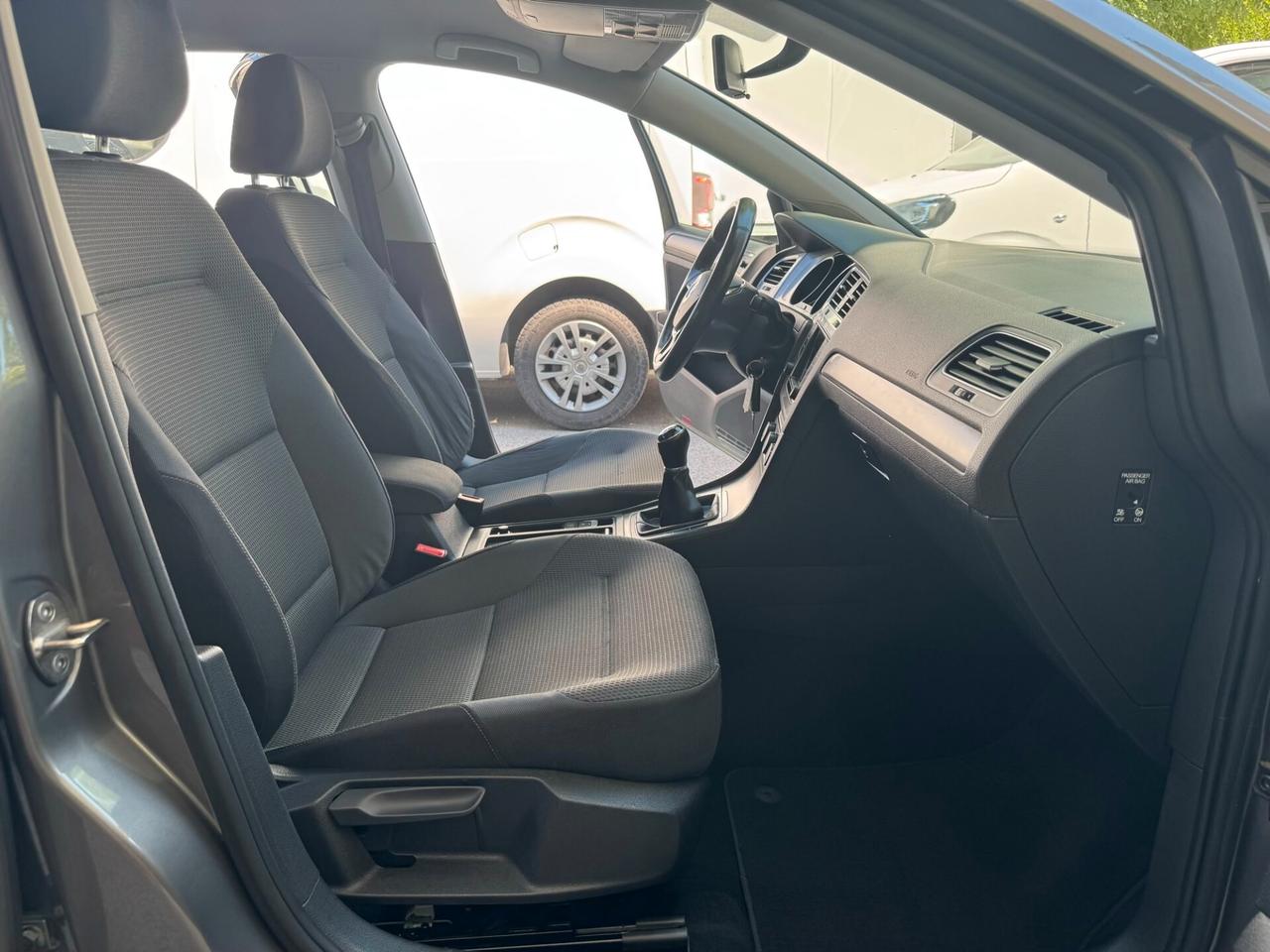 Volkswagen Golf 1.4TGI HIGHLINE UNIPROPR GARAN24ME
