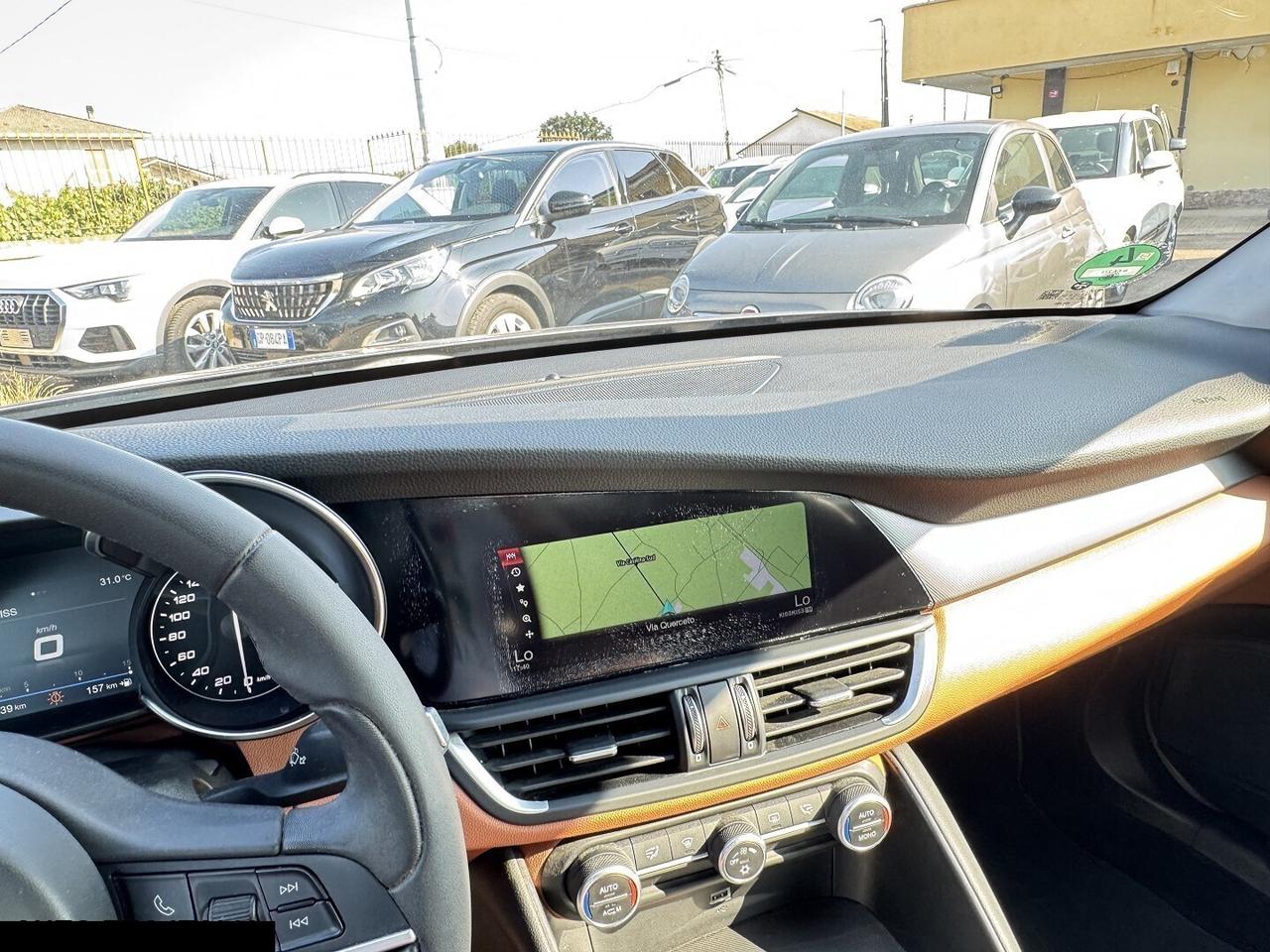 ALFAROMEO GIULIA BUSINESS navi pelle clima