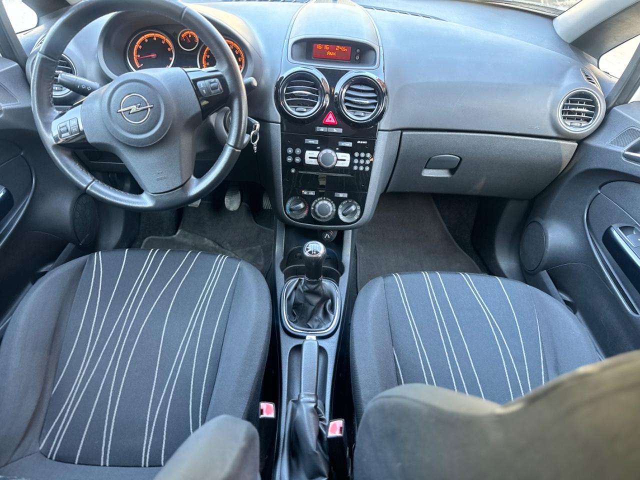 Opel Corsa 1.2 5 porte Edition 2010