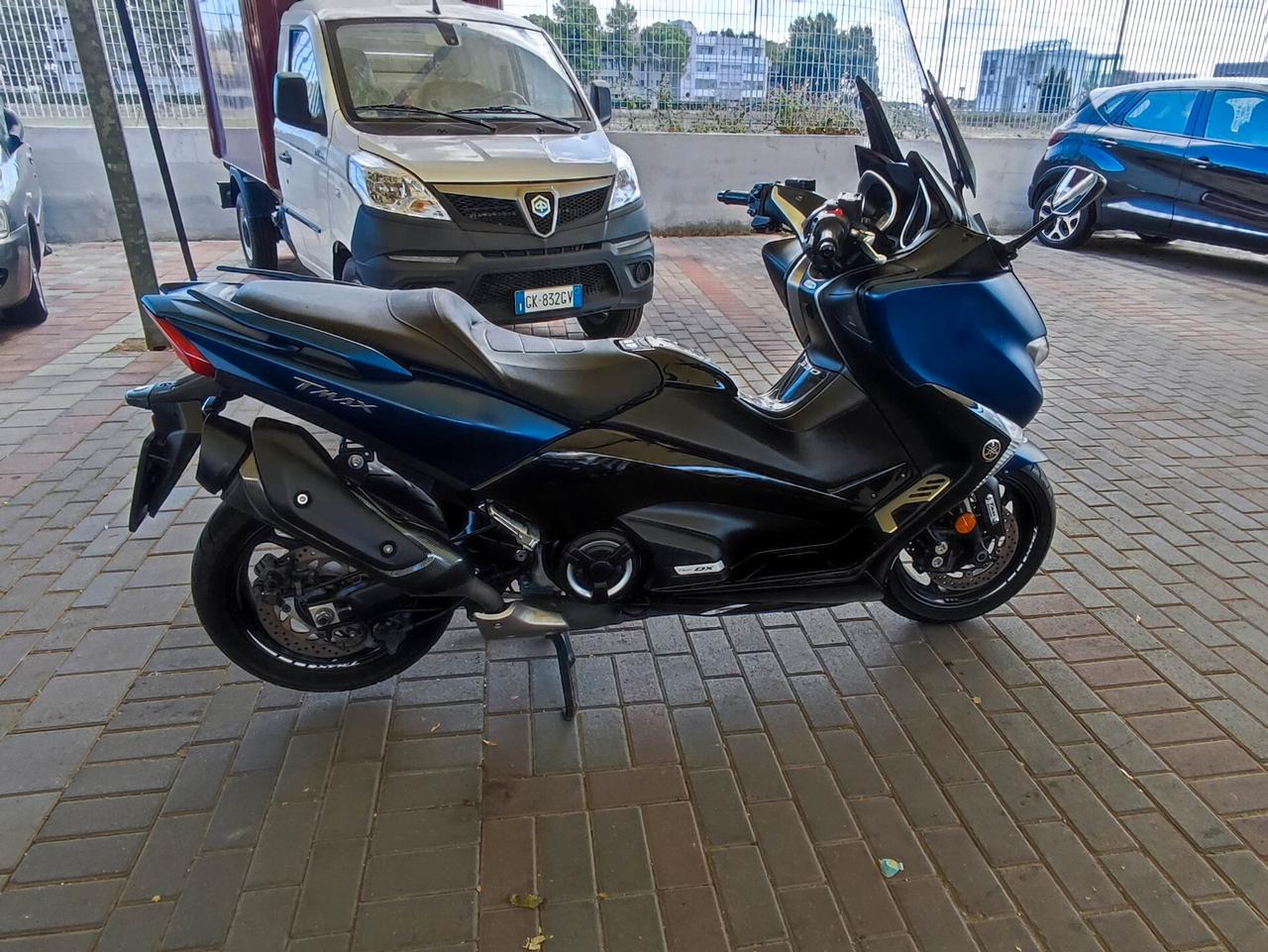 Yamaha T Max 530 D X