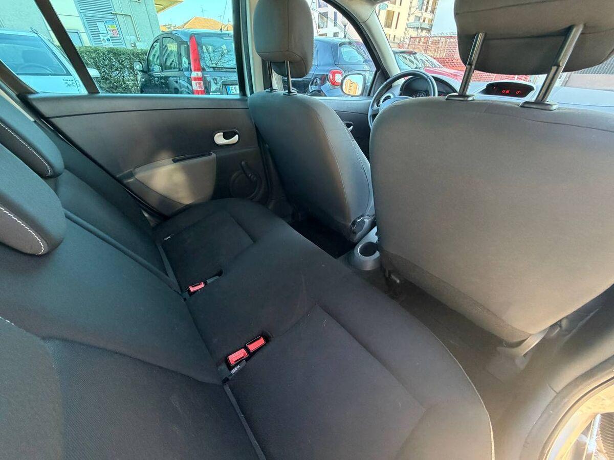 Renault Clio 1.2 16v Live! 5p