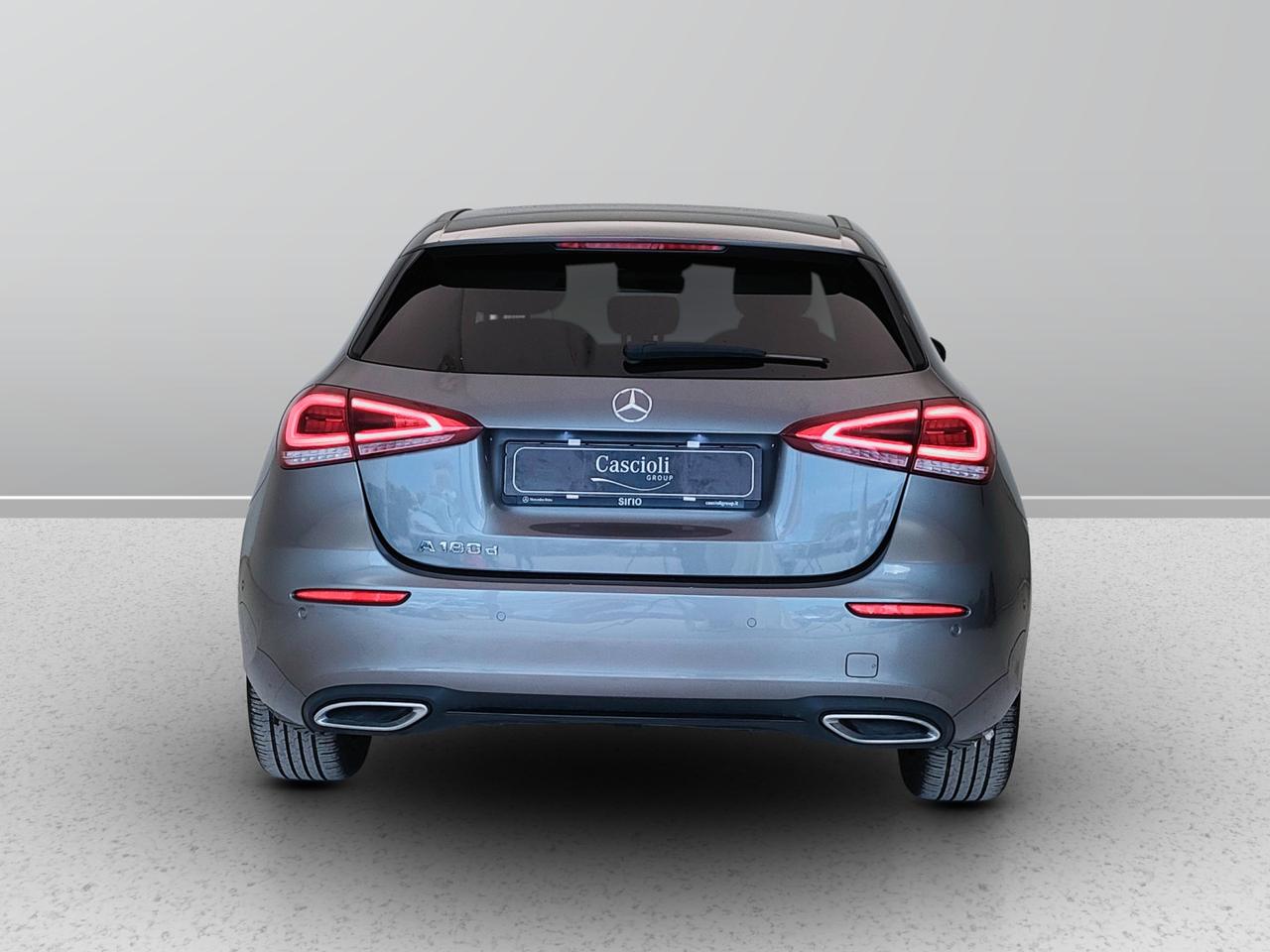 Mercedes-Benz Classe A - W177 2018 - A 180 d Sport auto