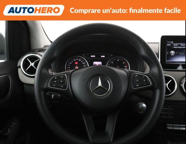 MERCEDES-BENZ B 180 d Business