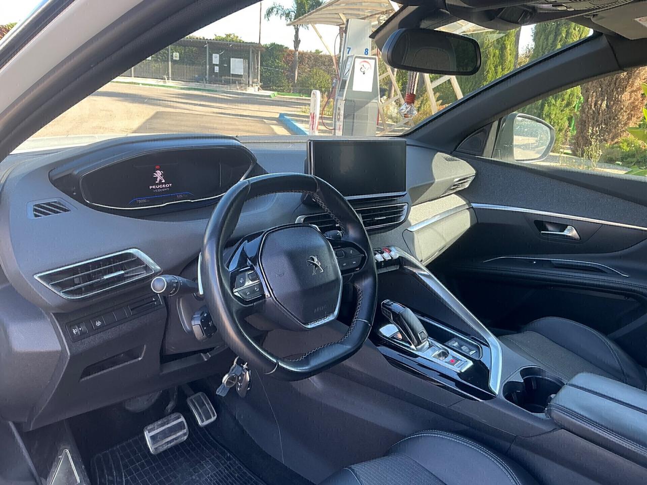 PEUGEOT 3008 1.5 DIESEL 130cv ALLURE -12/2020