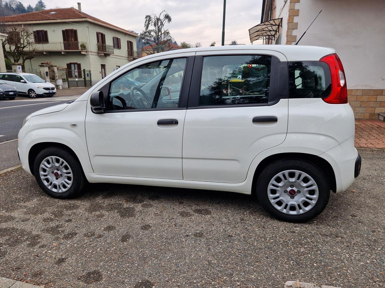 Fiat Panda 1.2 69CV Benzina Euro6, Clima, Servosterzo, Radio