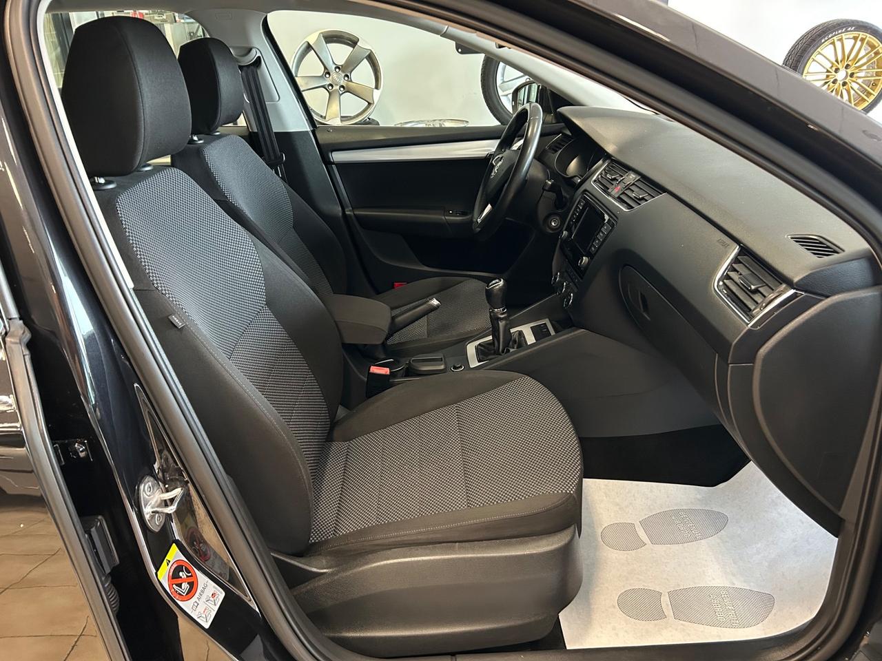 Skoda Octavia - 2014 1.6 TDI 105 CV SW