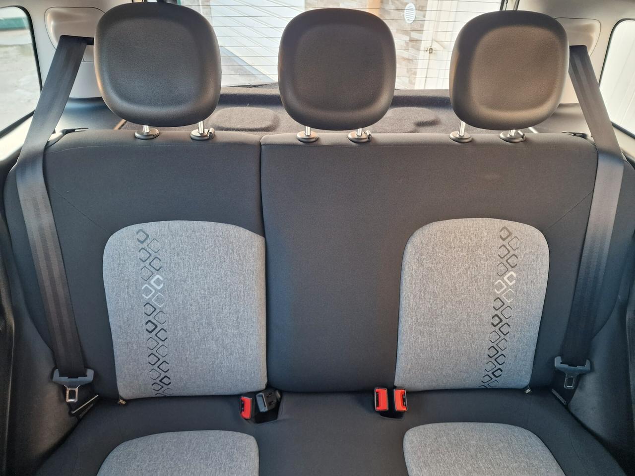 Fiat Panda 1.2 benzina 70cv 5POSTI 2018