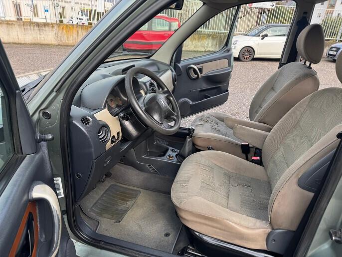 Peugeot Ranch 1.6 HDi 5p. Totem