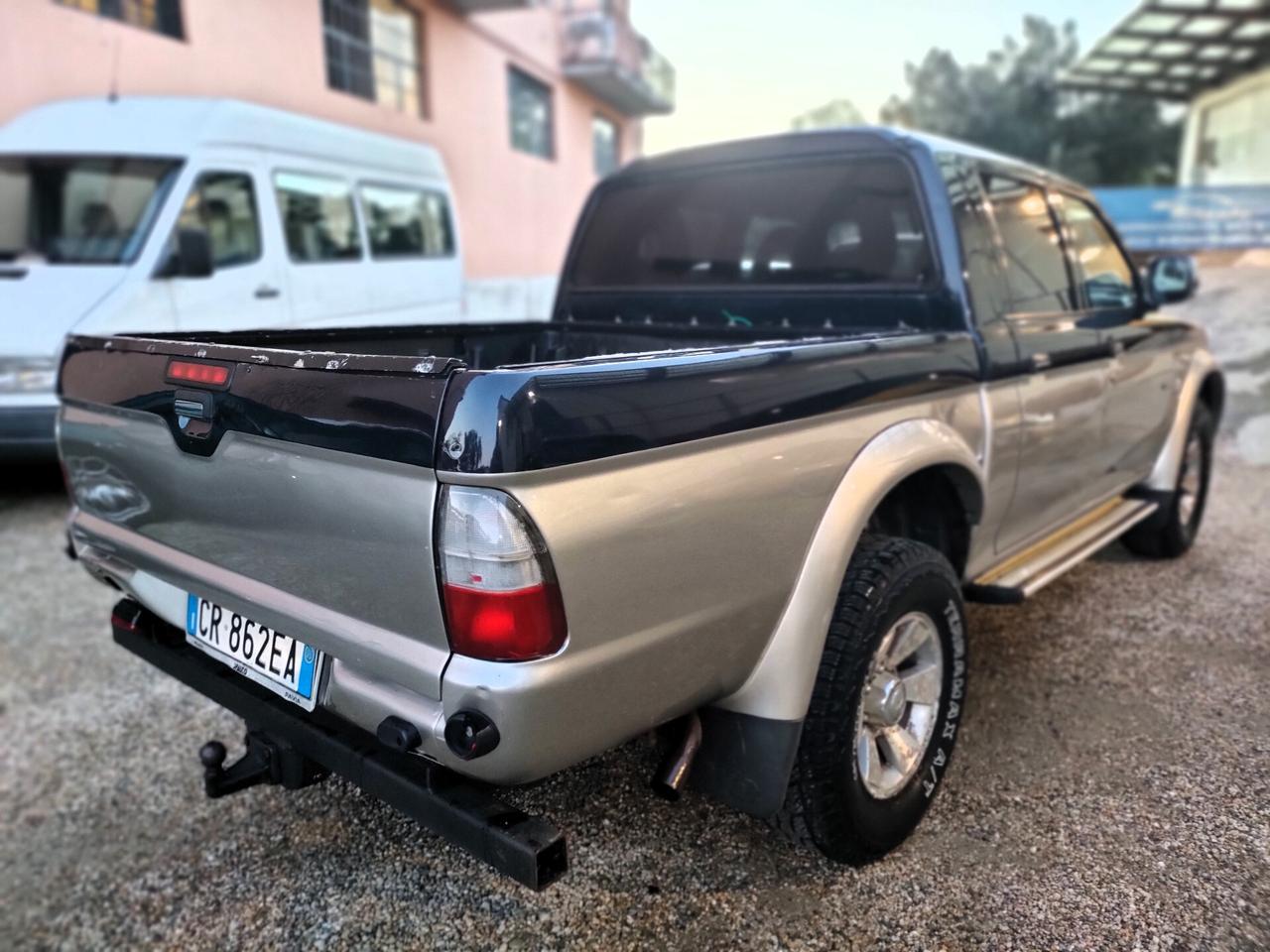 Mitsubishi L200 2.5 TD 4WD Double Cab AUT+GANCIO