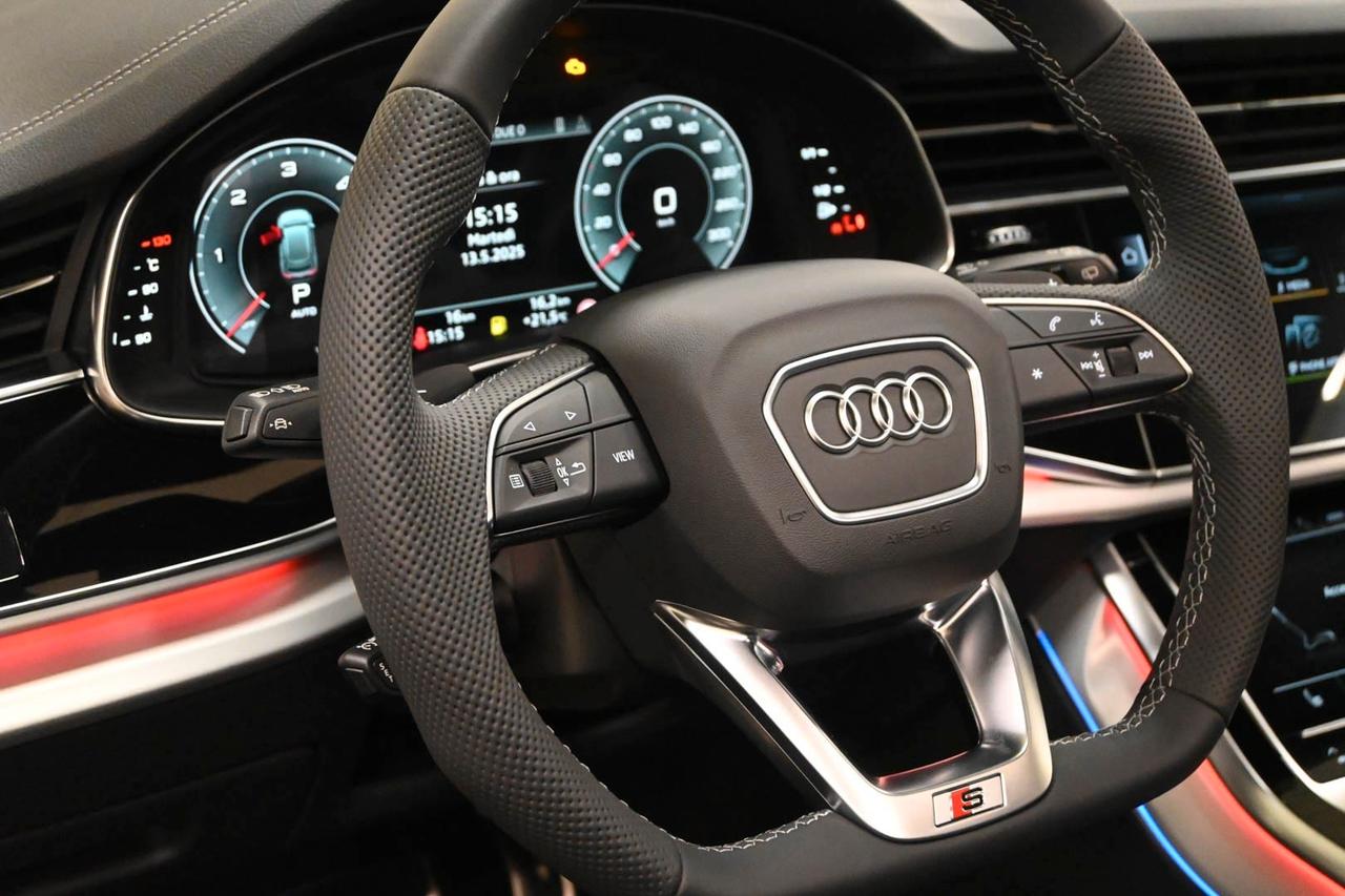 AUDI Q8 Q8 50 TDI 286 CV quattro tiptronic Sport
