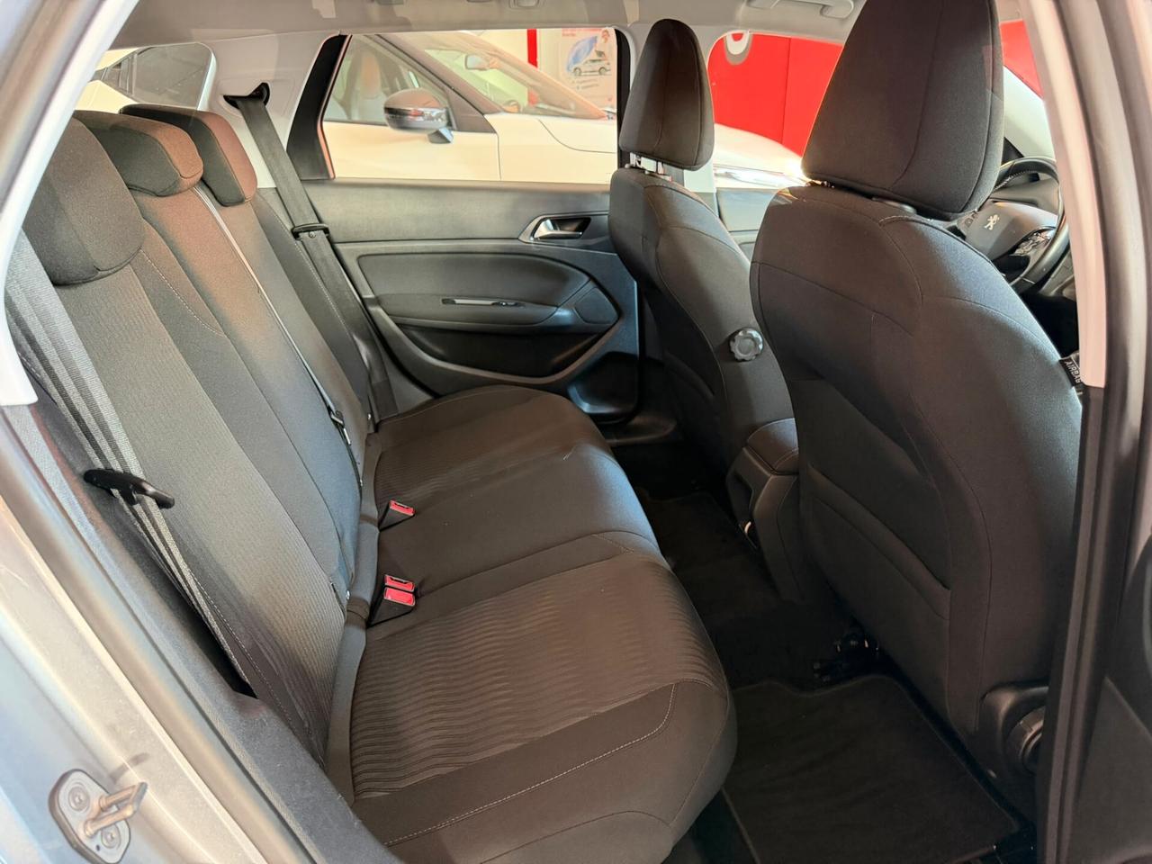 Peugeot 308 1.6 HDi 100 CV Stop&Start SW Business