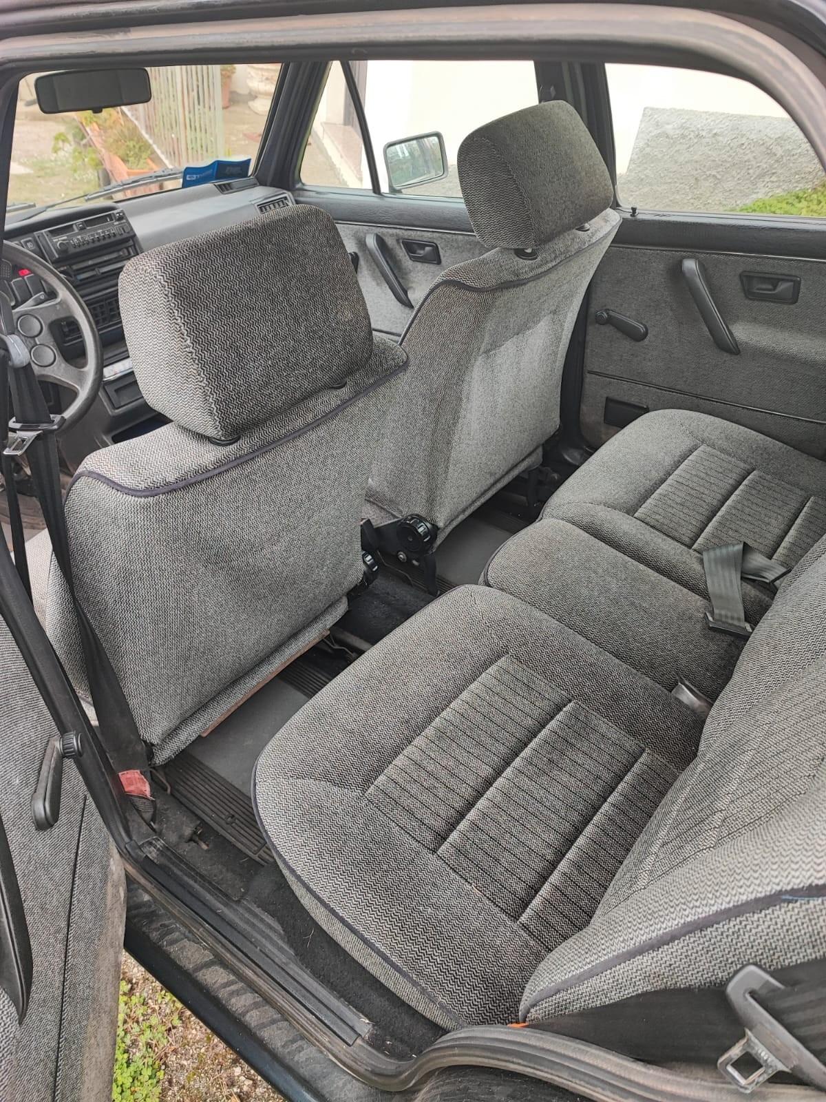 Volkswagen Golf 1300 5 porte GL