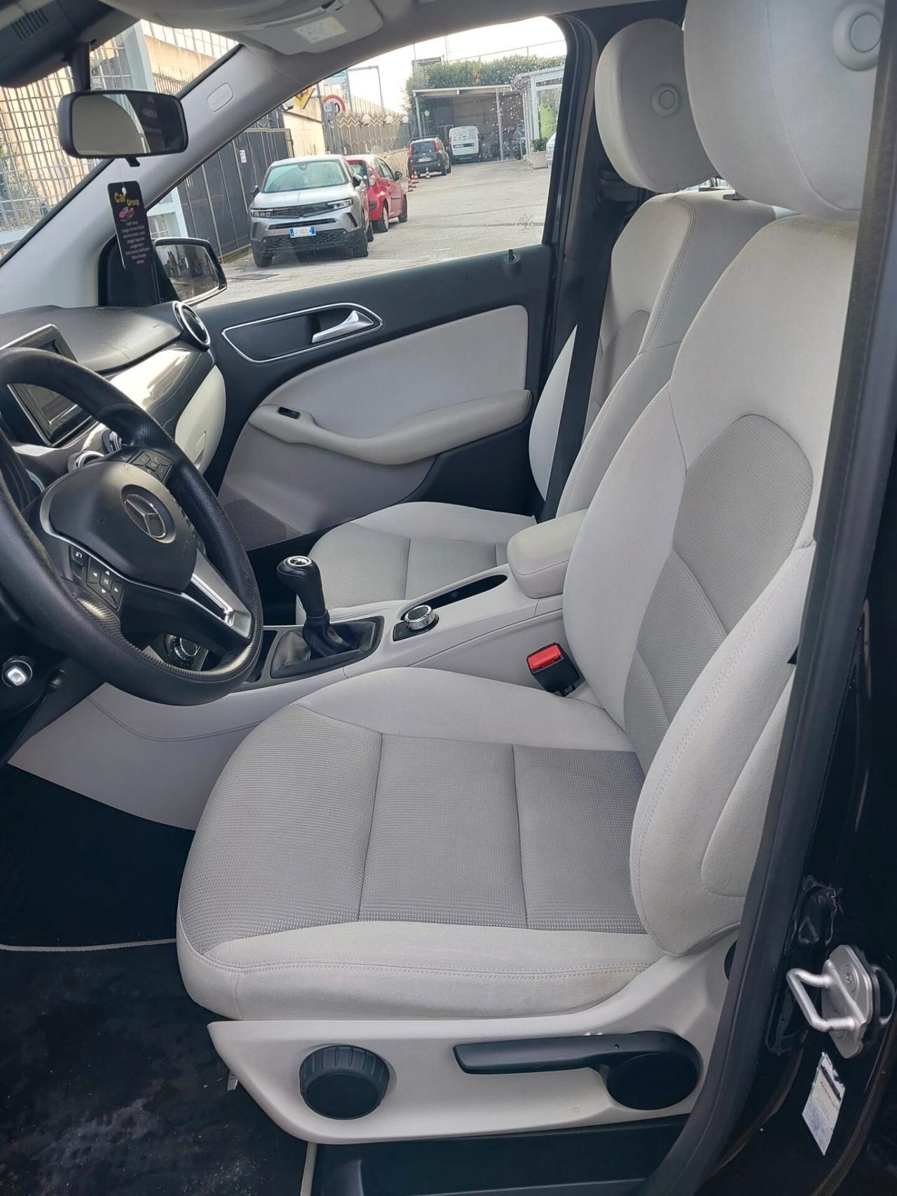 Mercedes-benz B 160 CDI Premium CON SOLO 67000 KM