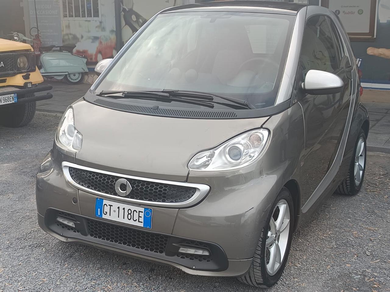 Smart ForTwo 1000 2013 - 999 benzina MHD coupé pulse Lb automobili
