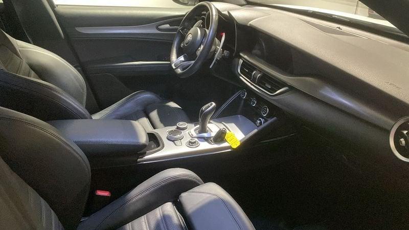 Alfa Romeo Stelvio 2.2 Turbodiesel 210 CV AT8 Q4 Veloce