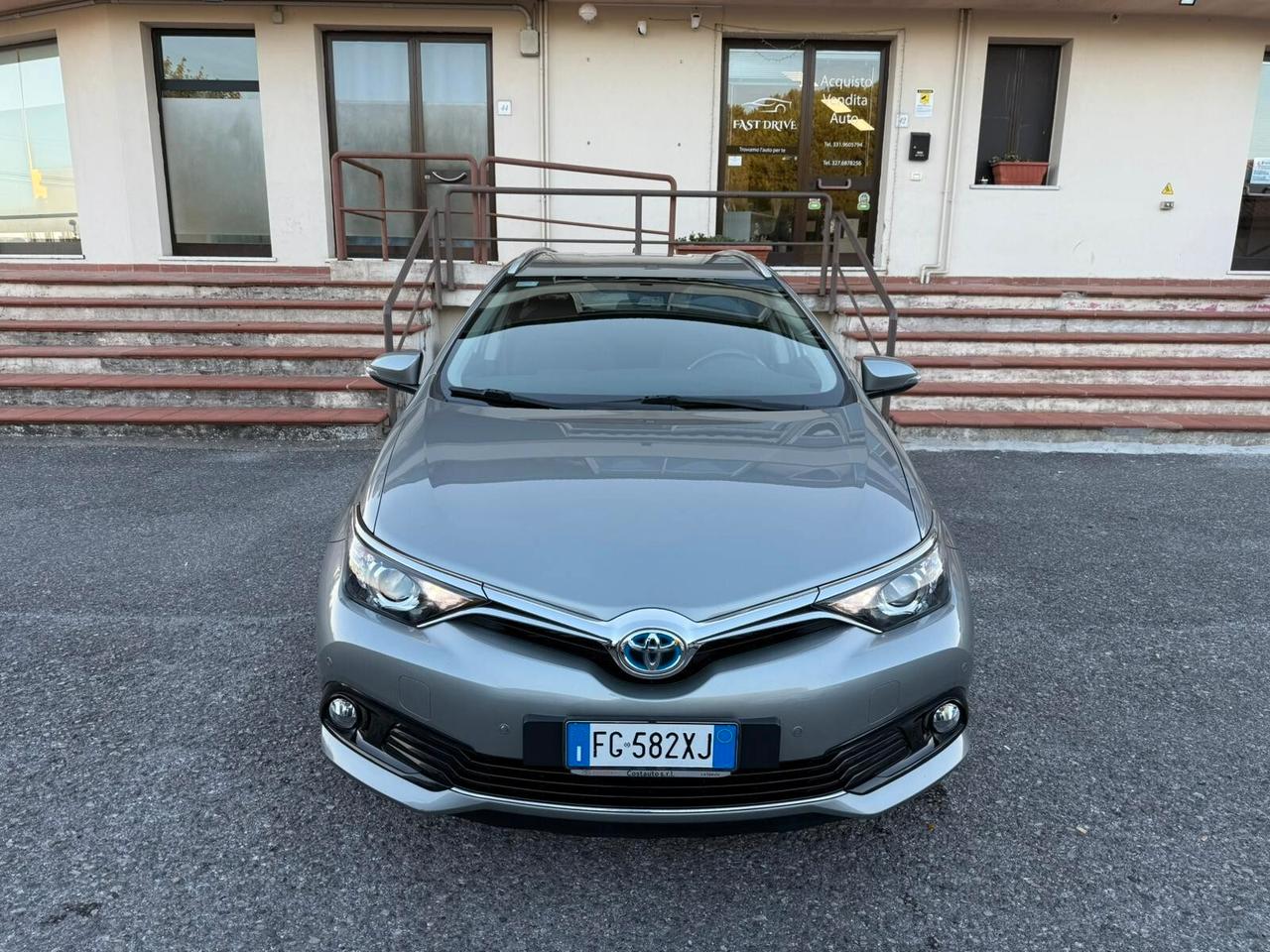 Toyota Auris Touring Sports 1.8 Hybrid Lounge