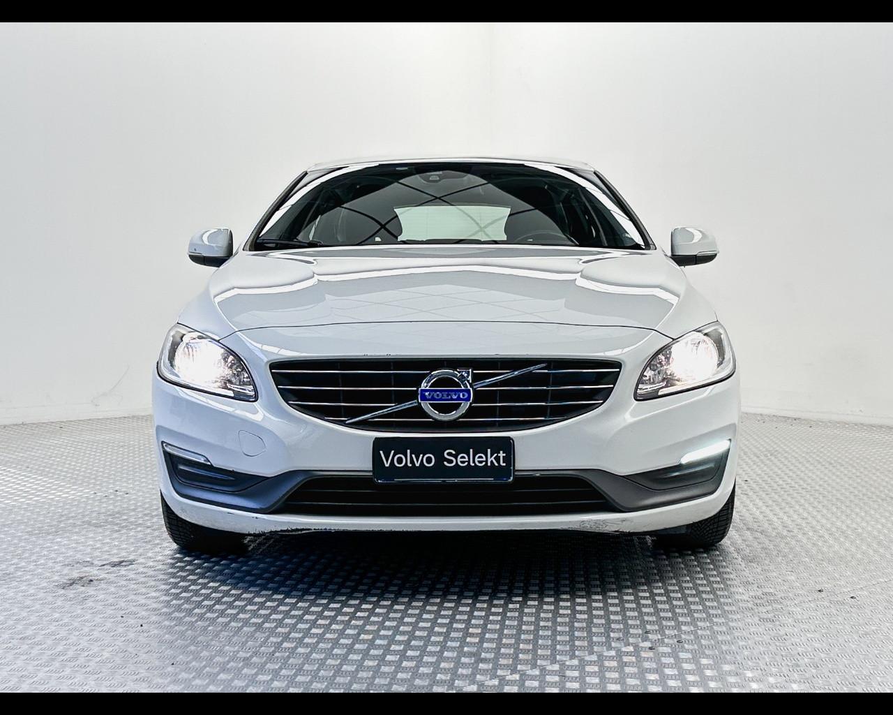 VOLVO V60 (2010-2018) - V60 D2 1.6 Momentum