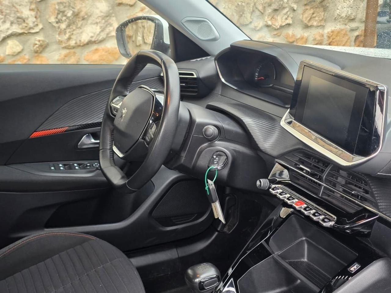 Peugeot 2008 PureTech 100 S&S Active