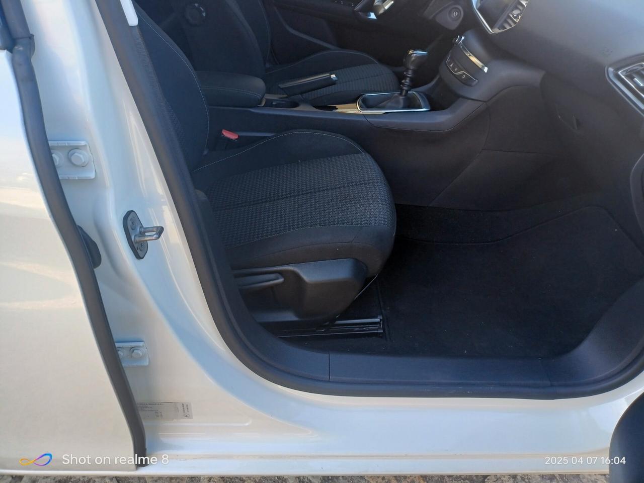 Peugeot 308 BlueHDi 100 S&S SW Business