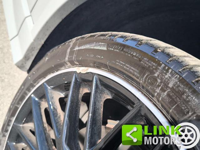 AUDI Q2 35 TFSI S line Edition